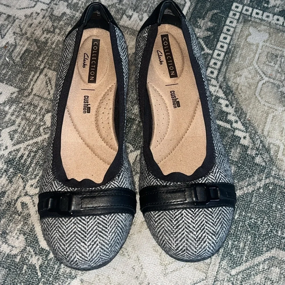 Clarks Women's Kinzie Light Ballet Flats size 7
